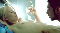 Голая Сюзанна Вуэст в фильме «Антарес» фото #6