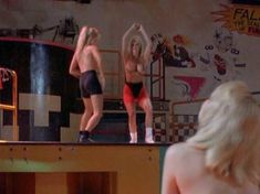 Голая Т.Дж. Майерс в фильме «Проект Даллас» фото #1