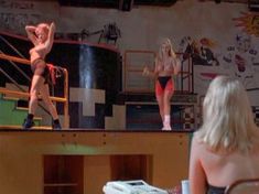 Голая Т.Дж. Майерс в фильме «Проект Даллас» фото #3