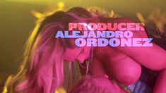 Сочные голые сиськи Тайлер Фэйт в фильме «Голливудские Секс Войны» фото #2