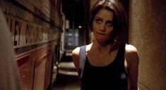 Волосатая пиьска Тамары Мелло в фильме «Весна Скорпиона» фото #4