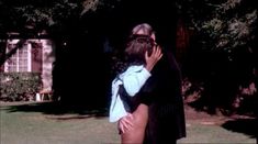 Голая Таня Бойд в фильме «Чёрный шампунь» фото #19