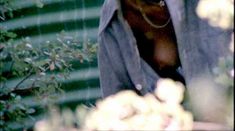 Голая Таня Бойд в фильме «Чёрный шампунь» фото #33