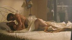 Голая грудь Тары Спенсер-Нэйрн в фильме «Исполнитель желаний 4. Пророчество сбылось» фото #4