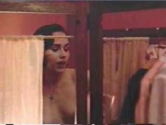 Голая Тара Фитцджеральд в фильме «Сирены» фото #13