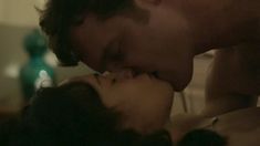 Голая Таттиона Джонс в сериале «19-2» фото #3