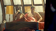 Голая Татьяна Маслани в сериале «Темное дитя» фото #9