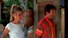 Твигги без лифчика в фильме «Клуб «Рай»» фото #1