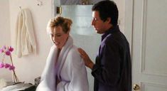 Теа Леони засветила сосок в фильме «Испанский-английский» фото #4