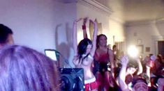 Голая Тесс Тейлор в фильме «Братская вечеринка» фото #12