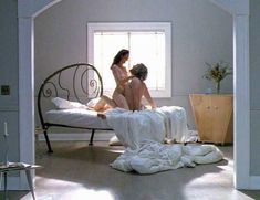 Голая Тильда Суинтон в фильме «Женская извращенность» фото #2