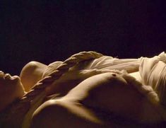 Голая Тильда Суинтон в фильме «Женская извращенность» фото #15