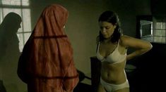 Голая Тиффани Шепис в фильме «Нимфа» фото #5