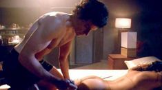 Голая Томико Мартинес в сериале «Декстер» фото #1