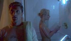 Голая Тоня Кули в фильме «Презренный» фото #1