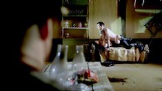 Голая Тоня Кэй в фильме «Фабрика смерти» фото #3