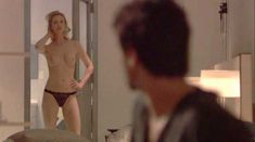 Голая Тоун Кристенсен в фильме «Связи» фото #2
