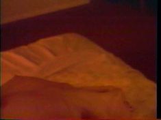 Голая Тоуни Китаен в фильме «Хрустальное сердце» фото #11