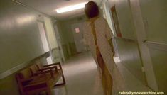 Голая Триш Шнайдер в фильме «Презренный» фото #1