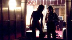 Голая Триша Хелфер в сериале «Звездный крейсер Галактика» фото #7