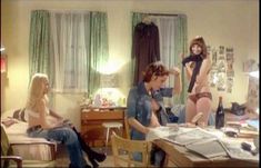 Голая Фелисити Девоншир в фильме «Интимные игры» фото #3