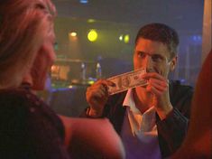 Голая Фелиция Дил в фильме «Особь 2» фото #4