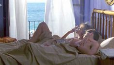 Голая Флоранс Пернель в фильме «Хвала пожилых женщин» фото #2