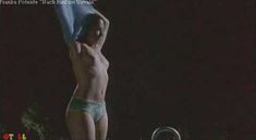 Голая Франка Потенте в фильме «После пяти в джунглях» фото #1