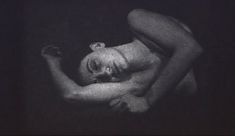 Голая Франческа Инауди в фильме «После полуночи» фото #11