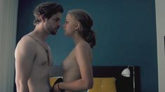 Голая Фредерикке Даль Хансен в фильме «Копенгаген» фото #2