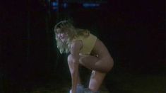 Голая Хайди Козак в фильме «Пятница 13-е – Часть 7. Новая кровь» фото #1