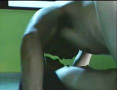 Голая Хейли Мэн в фильме «Эротика» фото #1