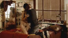 Голая Хелен Зиммер в фильме «Q. Загадка женщины» фото #27