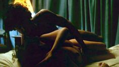 Голая Хелен Миррен в фильме «Шлюха» фото #5