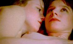 Голая Хелен Николас в фильме «Проститутки» фото #3