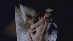 Голая Хелена Мэттссон в сериале «Американская история ужасов» фото #5