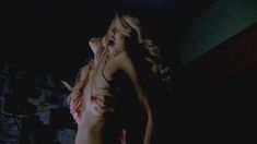 Голая Хелена Мэттссон в сериале «Американская история ужасов» фото #8