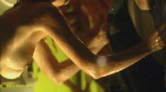 Голая Хелена Мэттссон в фильме «Особь. Пробуждение» фото #12