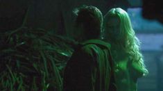 Голая Хелена Мэттссон в фильме «Особь. Пробуждение» фото #19