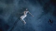 Голая Хизер Том в фильме «Маленькая мёртвая шапочка» фото #1