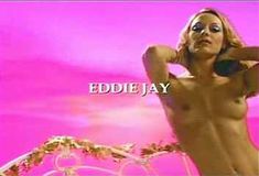 Полностью голая Холли Сэмпсон в фильме «Платиновая блондинка» фото #1