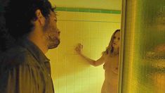 Голая Холли Хантер в фильме «Тринадцать» фото #2