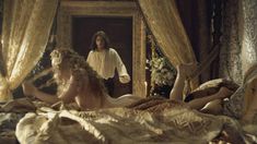 Голая Холлидей Грейнджер в сериале «Борджиа» фото #12