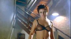 Голая Чаро Оубинья в фильме «Фауст. Любовь проклятого» фото #3