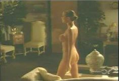 Голая Челси Ли в сериале «Эротические признания» фото #3