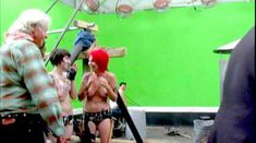 Голая Челси Ричардс в фильме «Пир 2. Кровавые секунды» фото #11