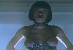 Голая Черри Ли в сериале «Бухта страсти. Восходящие звезды» фото #3