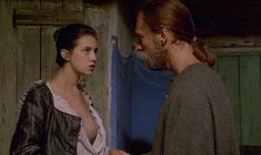 Шарлотта Генсбур оголилась в фильме «И свет во тьме светит» фото #2