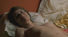 Голая Шарлотта Рэмплинг в фильме «Бассейн» фото #7