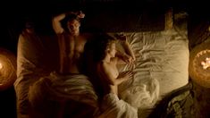 Голая Шарлотта Солт в сериале «Тюдоры» фото #22